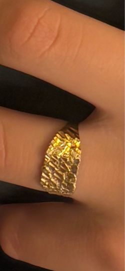 Nugget ring size 8