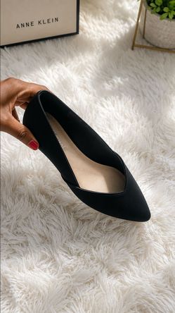 Elegant Black Pointed-Toe Flats,US 6 size