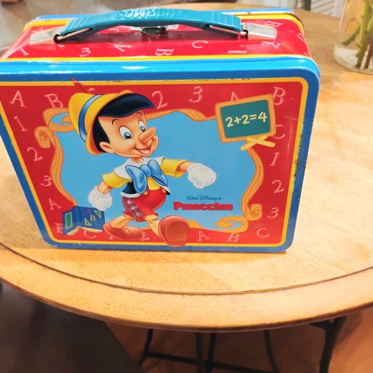 Disney's Pinocchio Lunchbox 