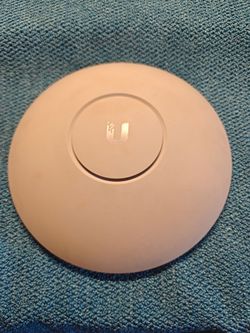 Ubiquiti UAP-AC-LR Access Point