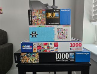 4 jigsaw puzzles,  each 1000 pieces