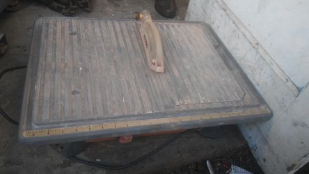Rigid tile saw