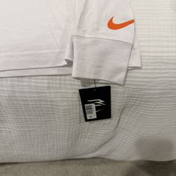 Nike Long Sleeved Tee Boys Large