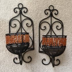 Metal wall decor