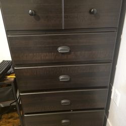 Small Dresser 