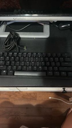 Razer Huntsman mini black purple switches