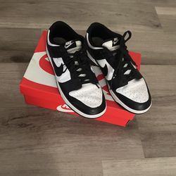 Nike Dunk Low Retro