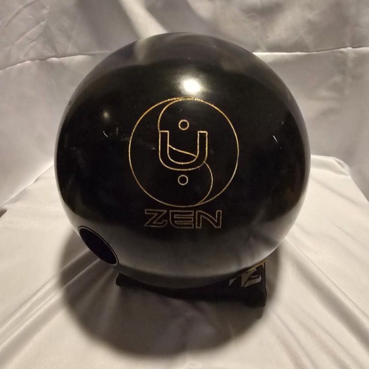 900 Global Zen Pearl Bowling Ball 14lb – Lightly Used + Original Box!