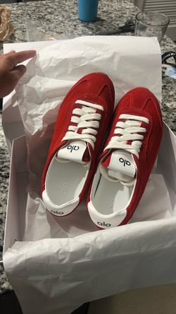 Alo Sunset Sneaker in Candy Heart Red- limited edition