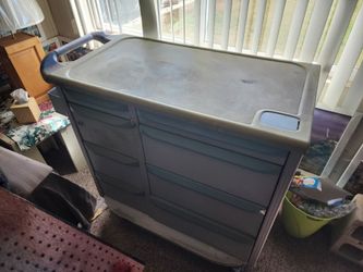 Rolling Storage Cabinet