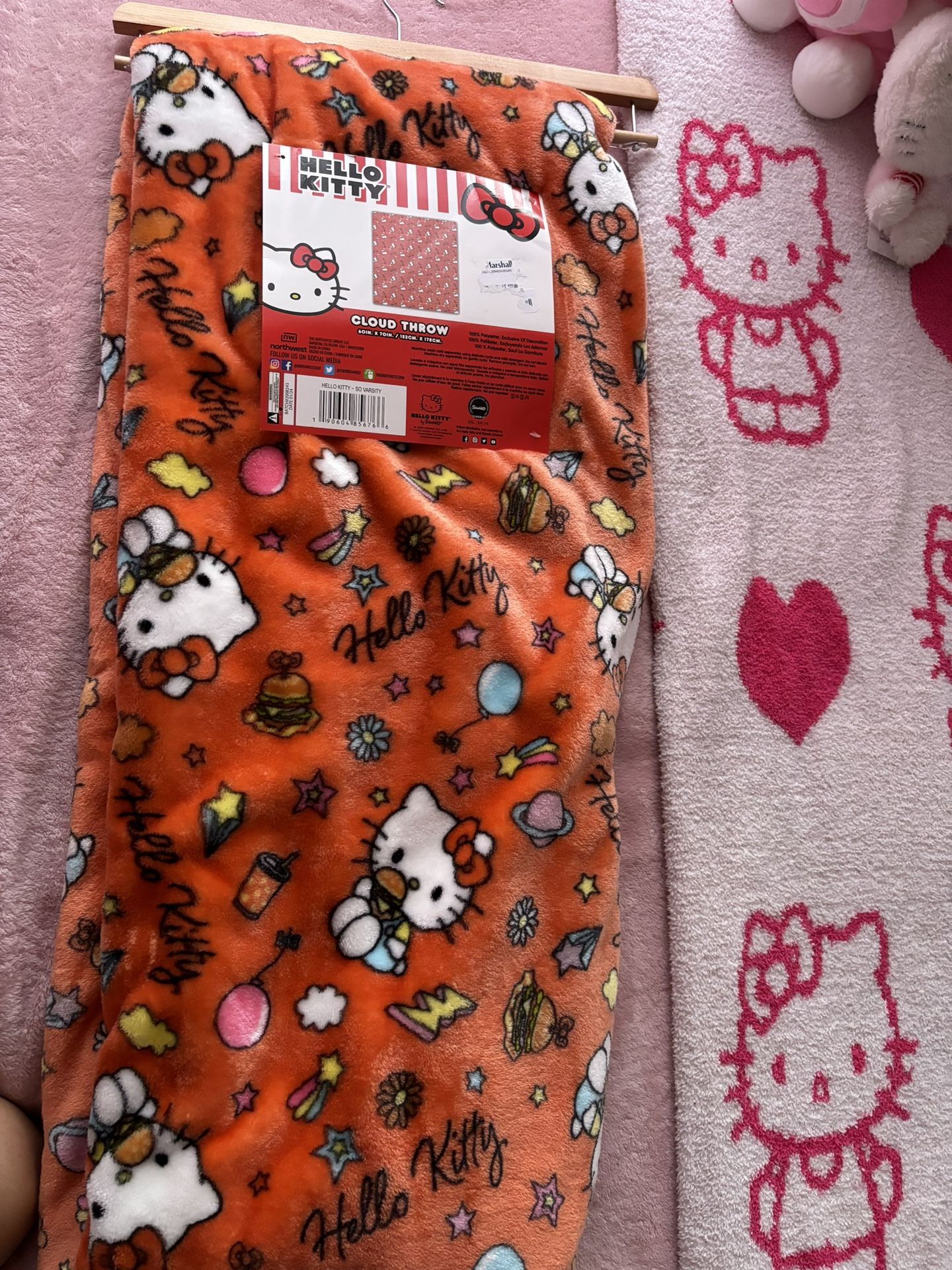 Hello Kitty Blanket 