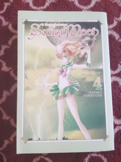 Sailor Moon Manga Vol. 4 by Naoko Takeuchi