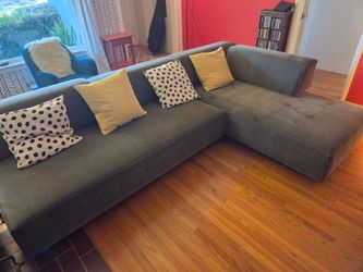 Modern Dark Grey Sectional Sofa with Chaise