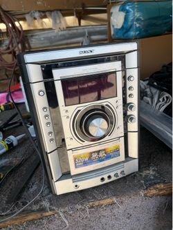 Cd Player with the speakers
