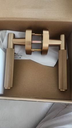 Asidarma door handles a lot of 2 in champagne bronze