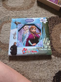Puzzle Book FROZEN