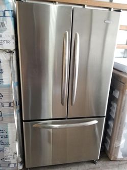 Refrigerador MARCA Kenmore medidas 35 de ancho 70 de alto agua y hielo interno 3 meses de Garantía delivery