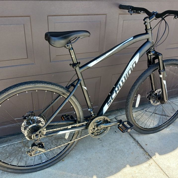 Schwinn Glenwood 700c Hybrid Bike Mountain Bike Mtb Bicycle for