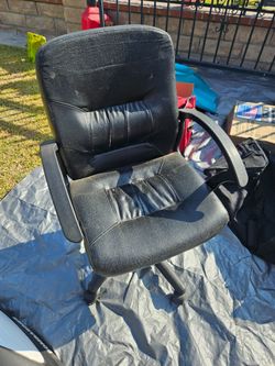 Rolling chair