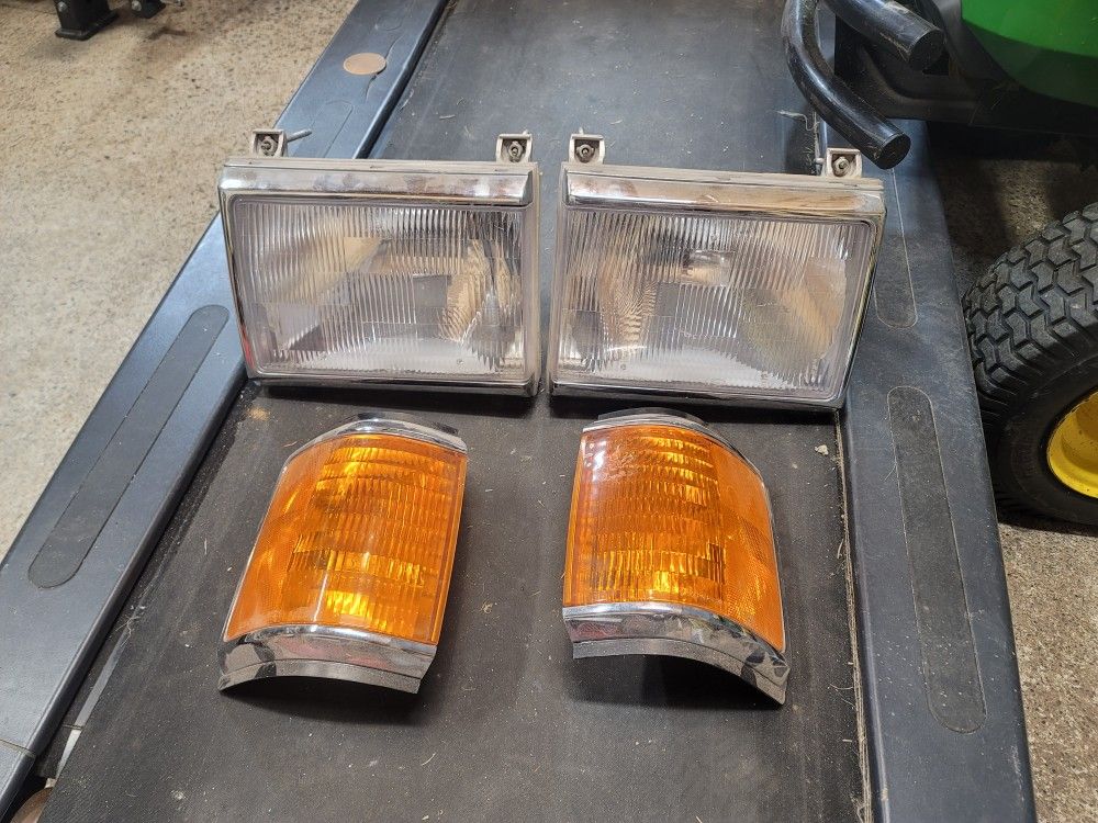 1987-91 Ford Headlights