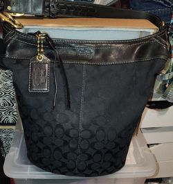 Coach Signature Canvas Bucket Shoulder Bag