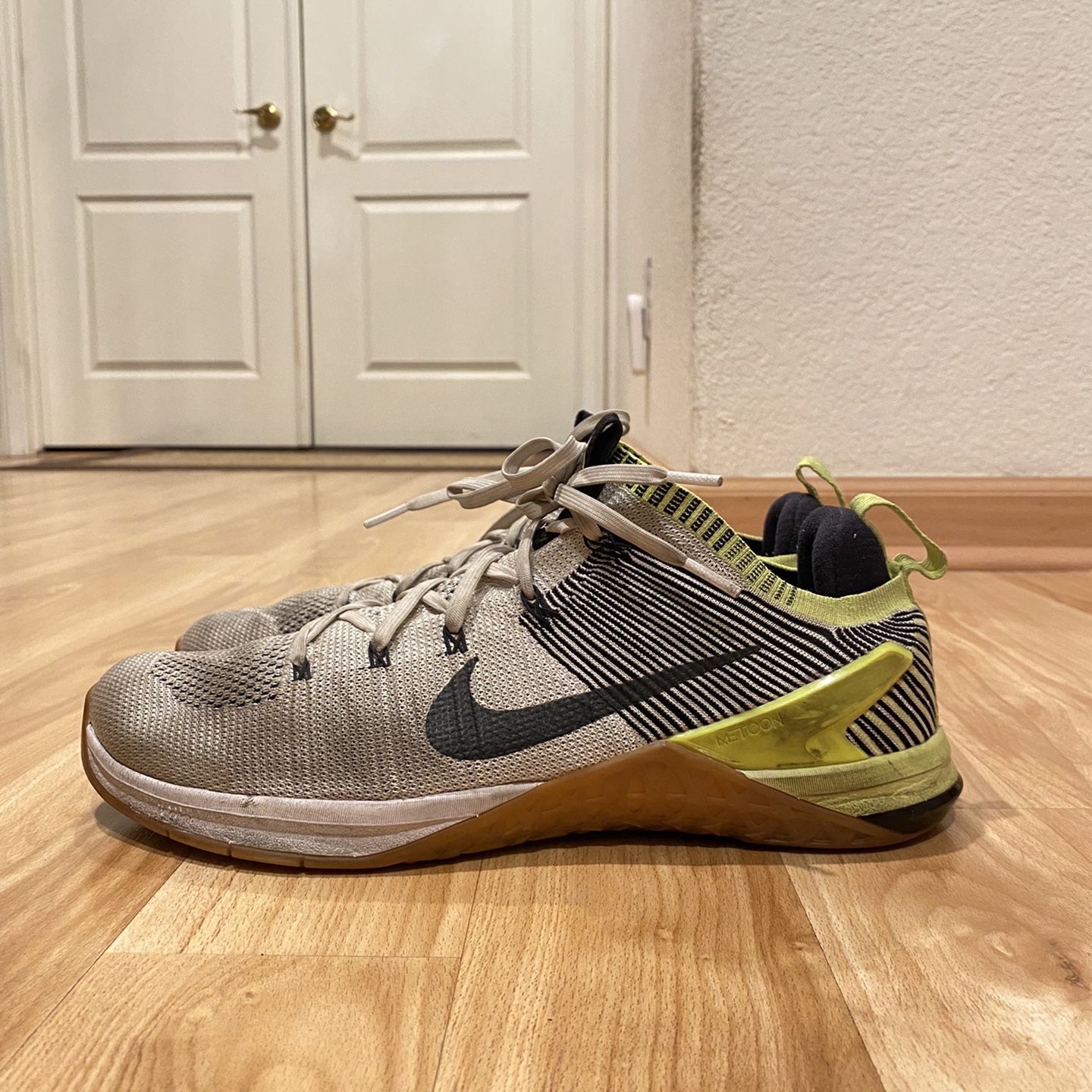 Men's Nike DSX 2 'White Volt' Size: 12 for Sale in Fontana, CA OfferUp