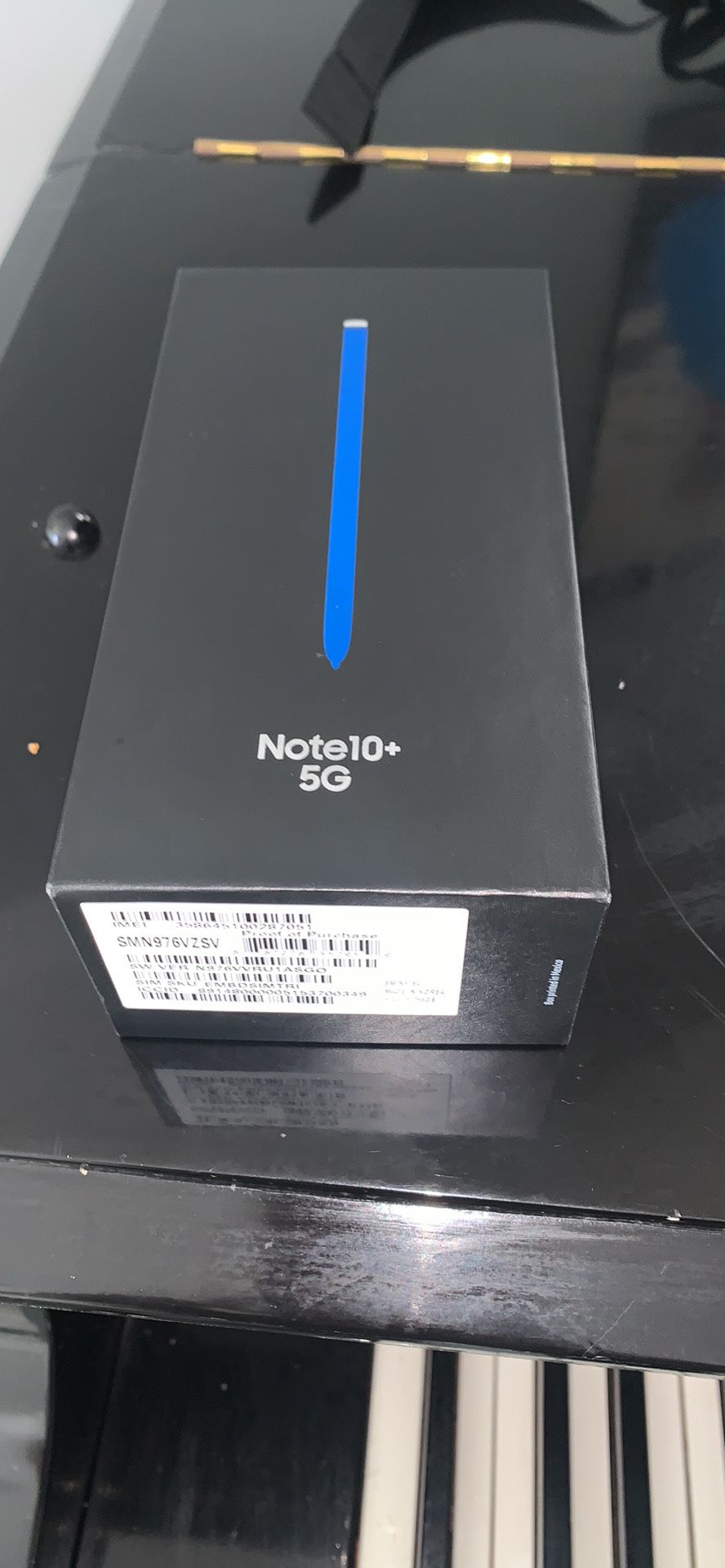Galaxy note 10+ especial edition like new