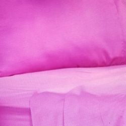 TWIN - MICROFIBER SHEET SET, SOFT BEDDING SHEETS IN PINK. COMES WITH TOP/BOTTOM SHEET AND PILLOW CASE (FIRM on the $15)