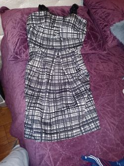 Size 3 Dress With Pockets