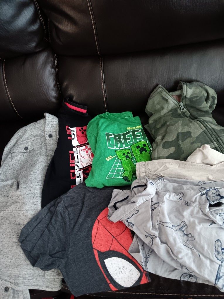 Kids Clothes Size Small /medium