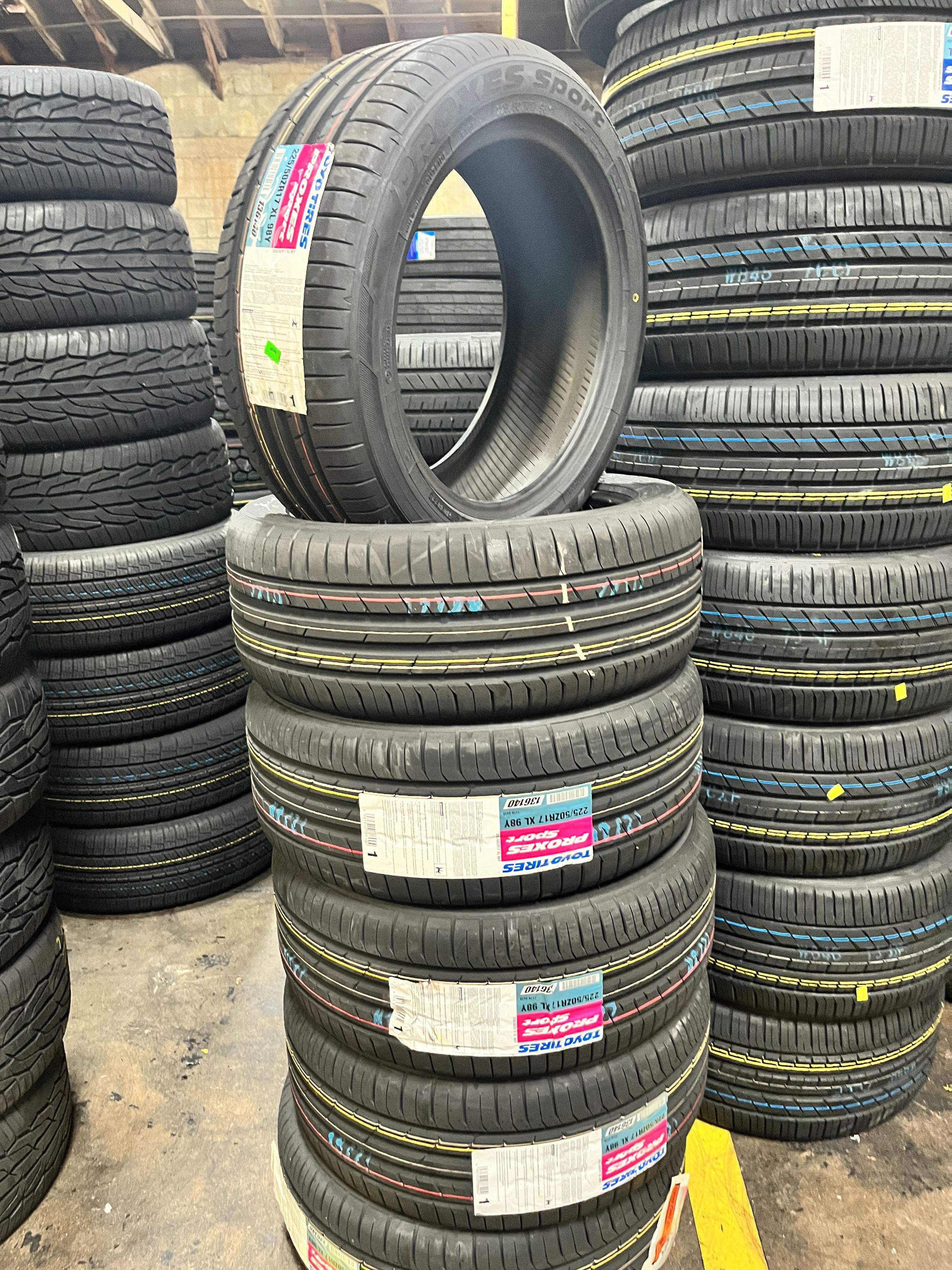 Toyo Proxes Sport Radial Tire for BMW, Acura 225/50R17