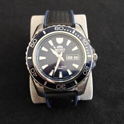 ORIENT EM75-C1A Automatic Mako XL Men's Wrist Watch Blue Dial, Day Date, Diver, 45mm, luminous dial . Like New!
