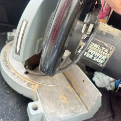 Delta Miter Saw 