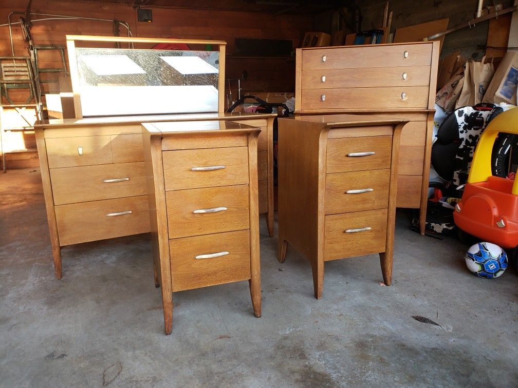 Drexel 'Profile' Mid-century modern dresser set (long boy, tall boy, 2 night chest dressers)