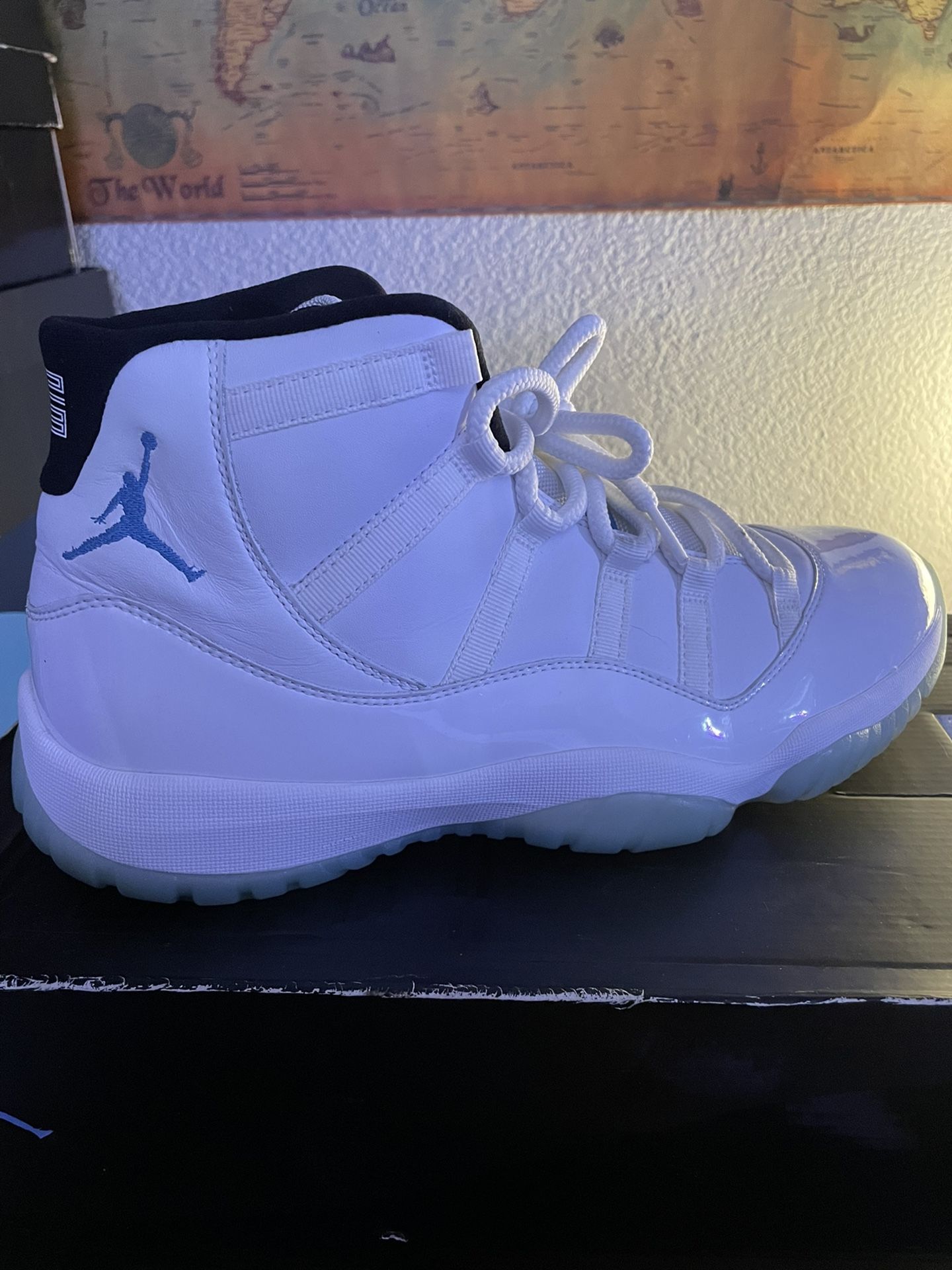 Jordan 11 Legendary UNC Blue