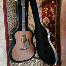 Martin Guitar 000-15M comes with 2 cases and Anthem pickup