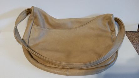 YKK design beige/tan purse