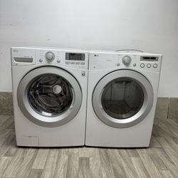 LG Washer And Gas Dryer Laundry Set