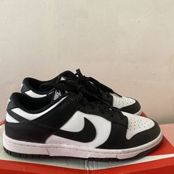 Nike Dunk Low Panda 