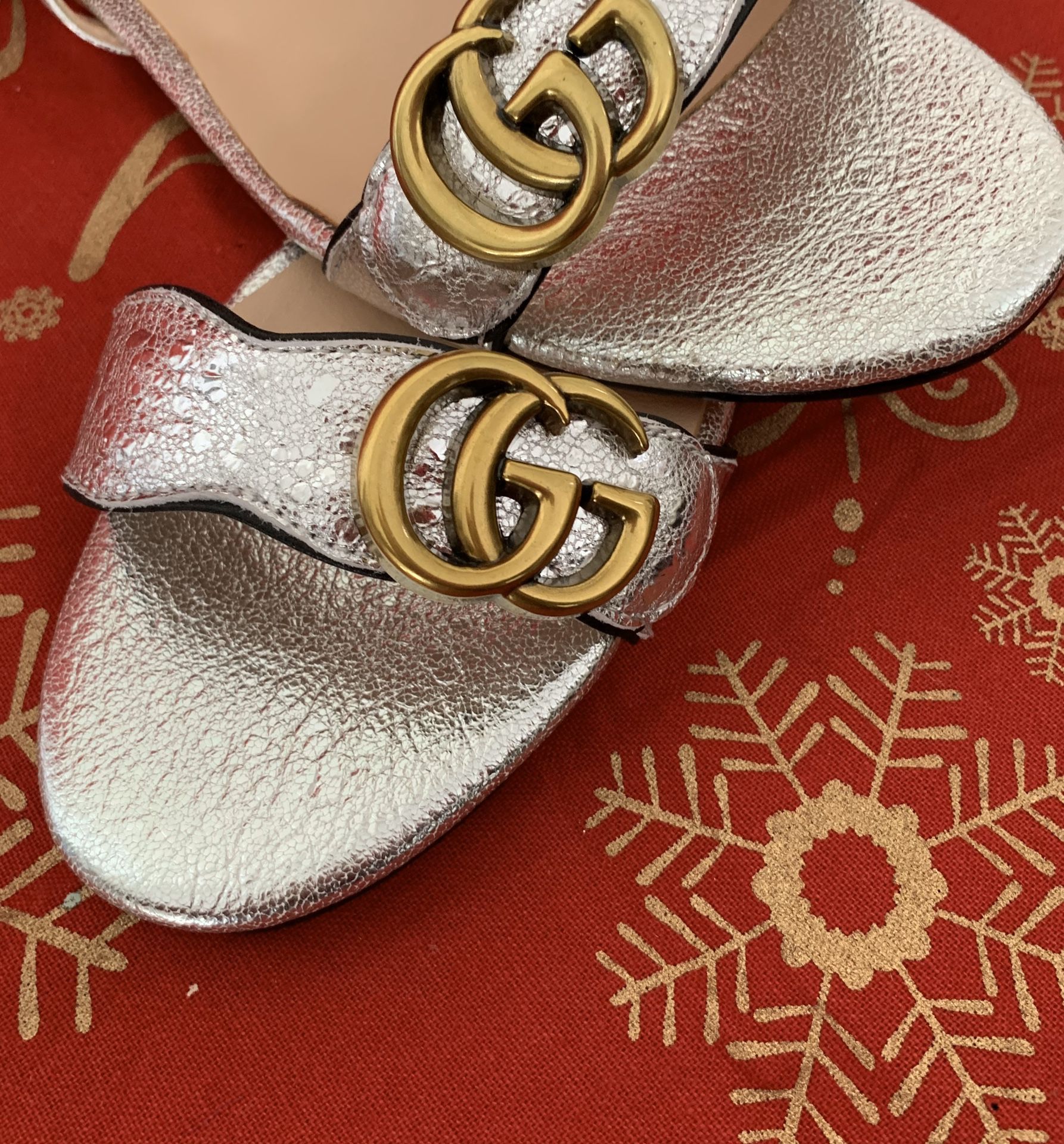 Gucci double GG sandal (silver) size 8