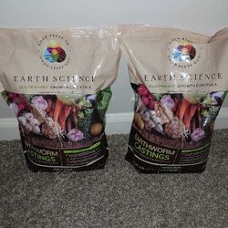 Brand New Earth Science Earth Worm Castings!!!