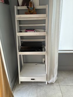 Shelf