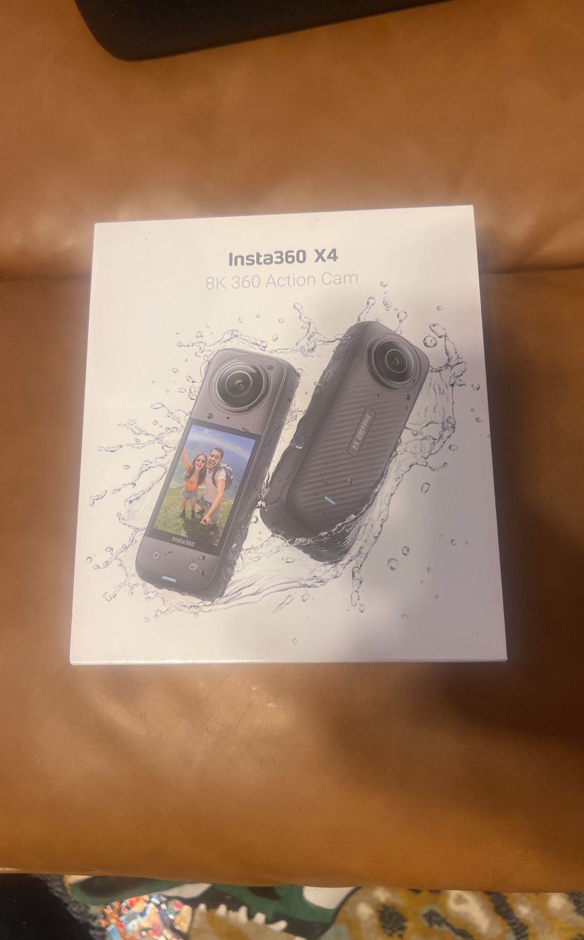 Insta 360 X4
