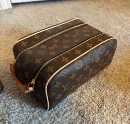 Makeup bag