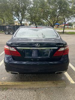 2010 Lexus LS 460