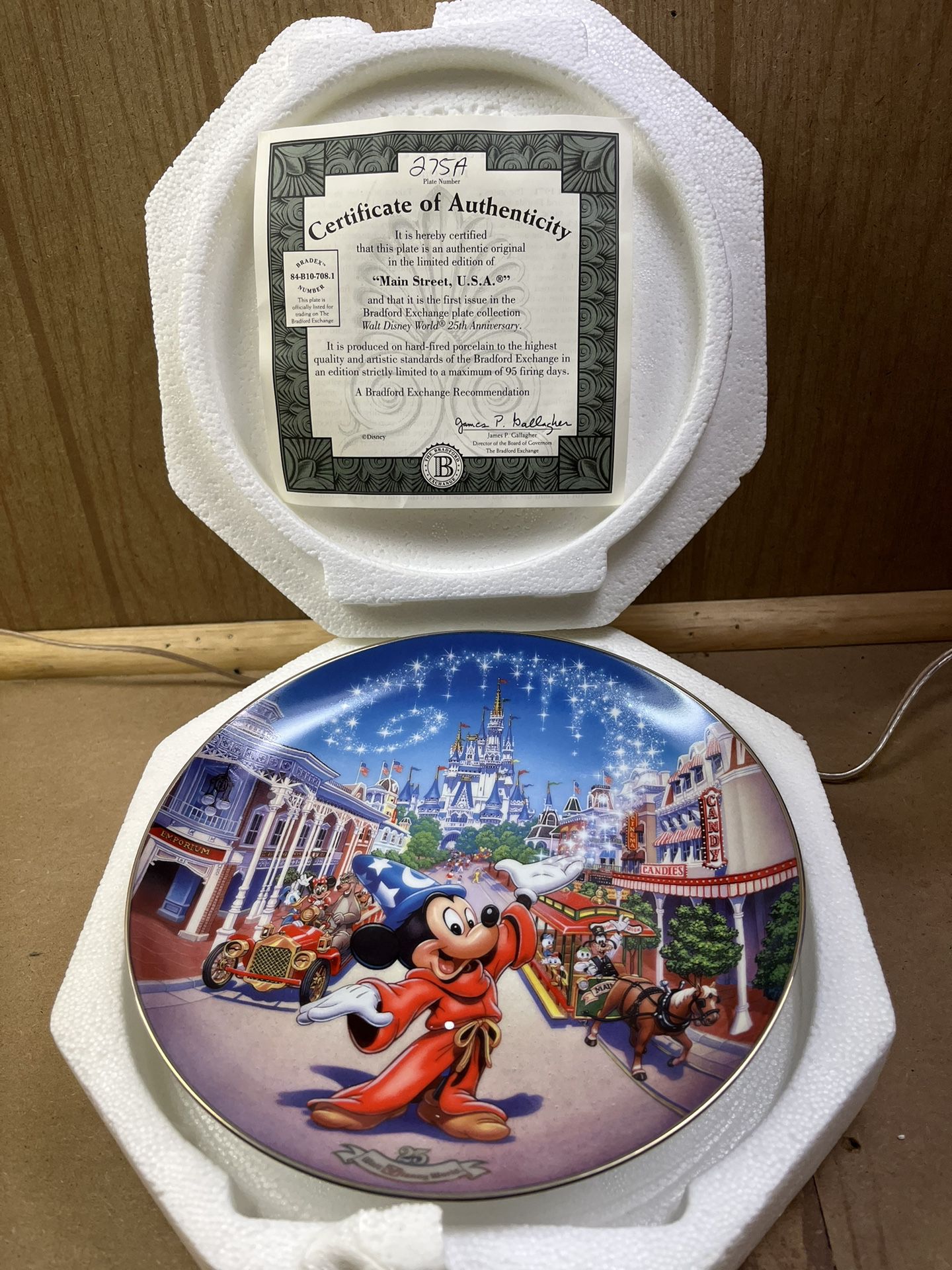 Disney Vintage Plate Main Street USA