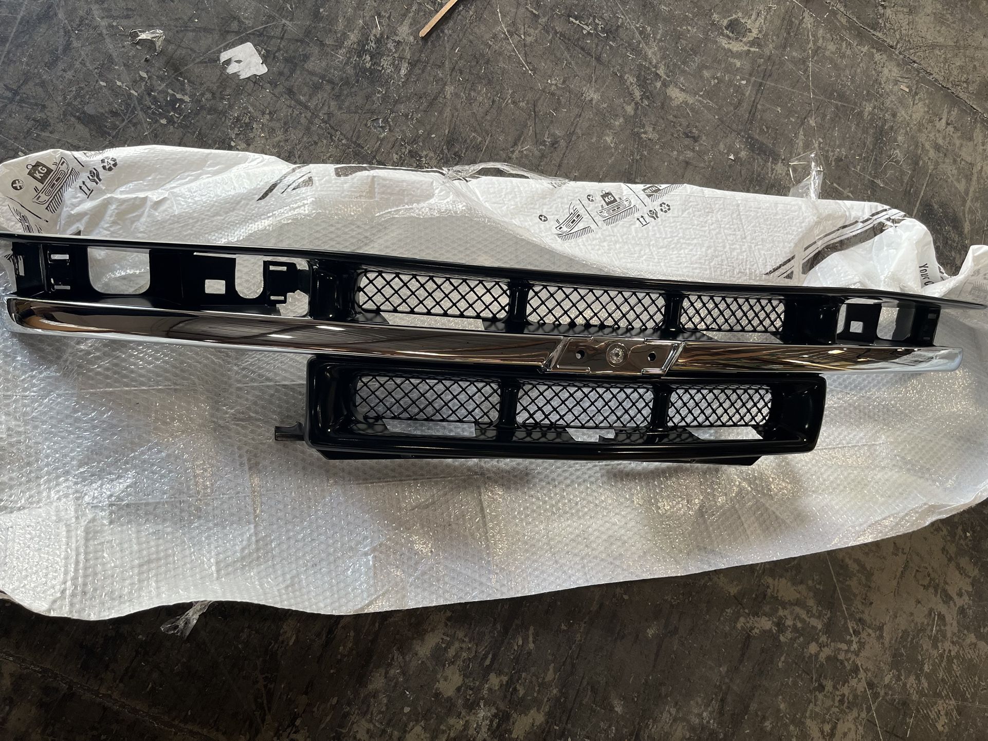 98-04 S10 Pickup Grille