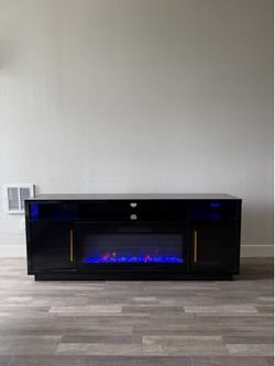 TV STAND TABLE