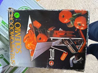 Tomato Press- Grinder