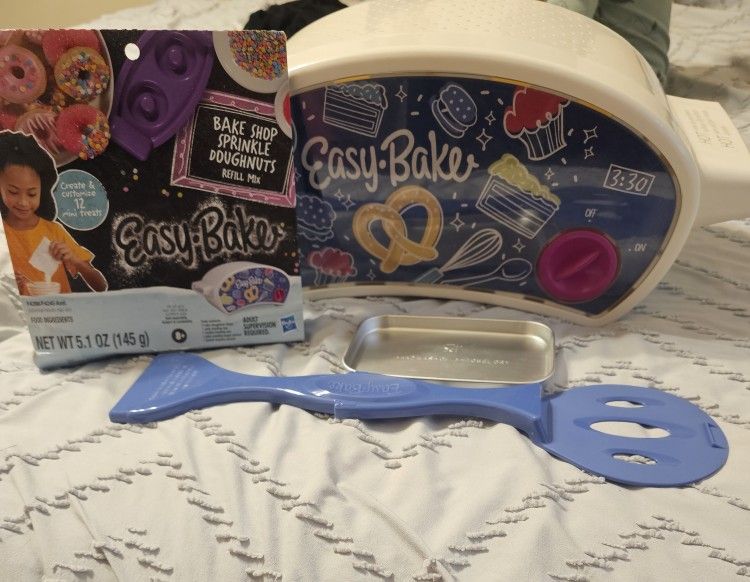 Easy Bake Oven and Brand New Mix (worth $57)
